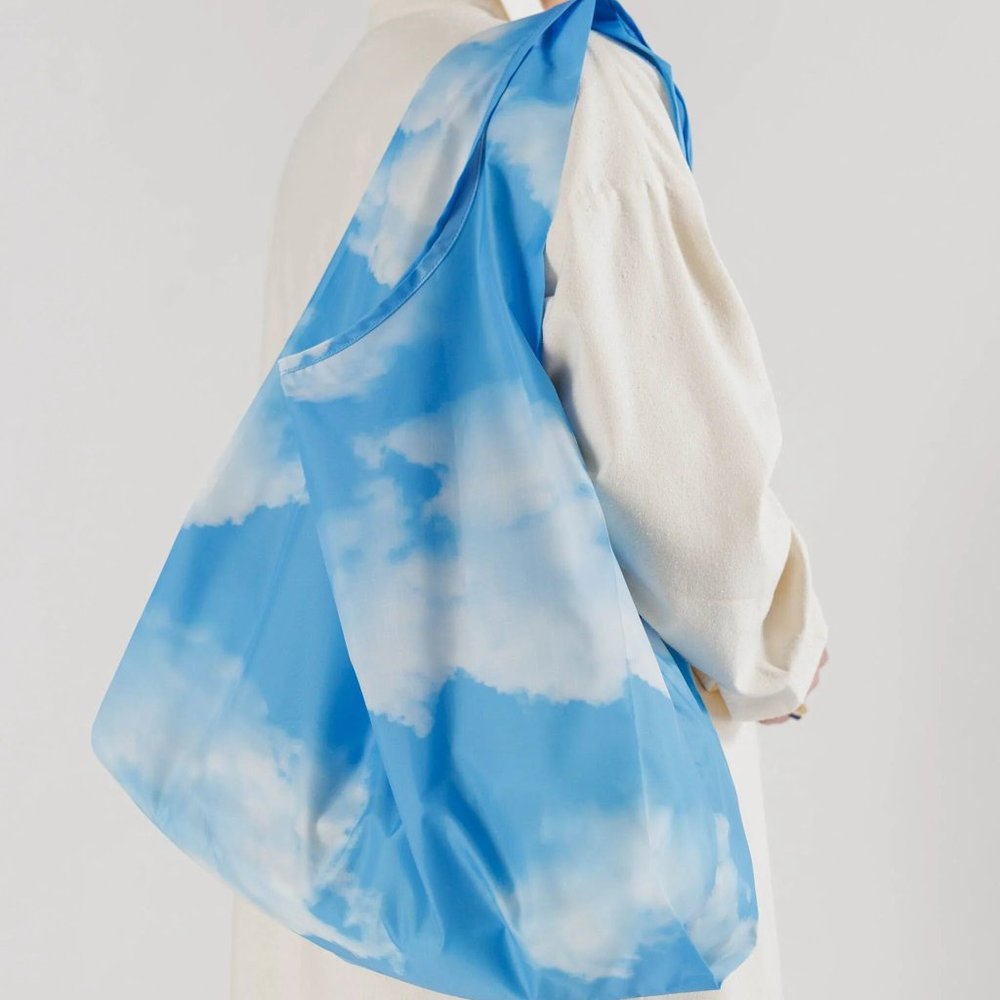 NWT Standard Baggu - Clouds